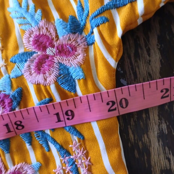 Savanna Jane Yellow & White Short Sleeve Striped Floral Blouse Women's Small - Picture 2 of 6